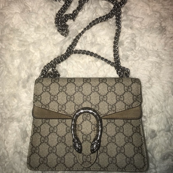 Gucci Dionysus GG Supreme Shoulder Bag - Picture 3 of 5